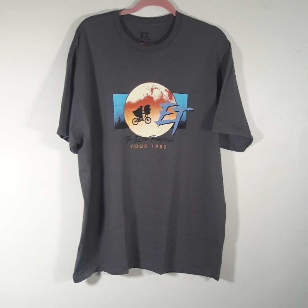 ET The Extra Terrestrial Tour 1982 t-shirt